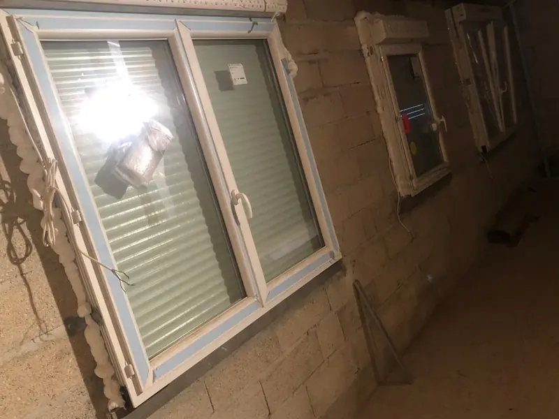 Ouverture créée dans un mur pour une fenêtre